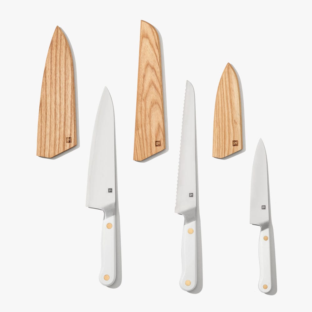 https://industry.hedleyandbennett.com/cdn/shop/files/Chefs-Knife-Set-Sheaths-2_1600x.jpg?v=1697575128